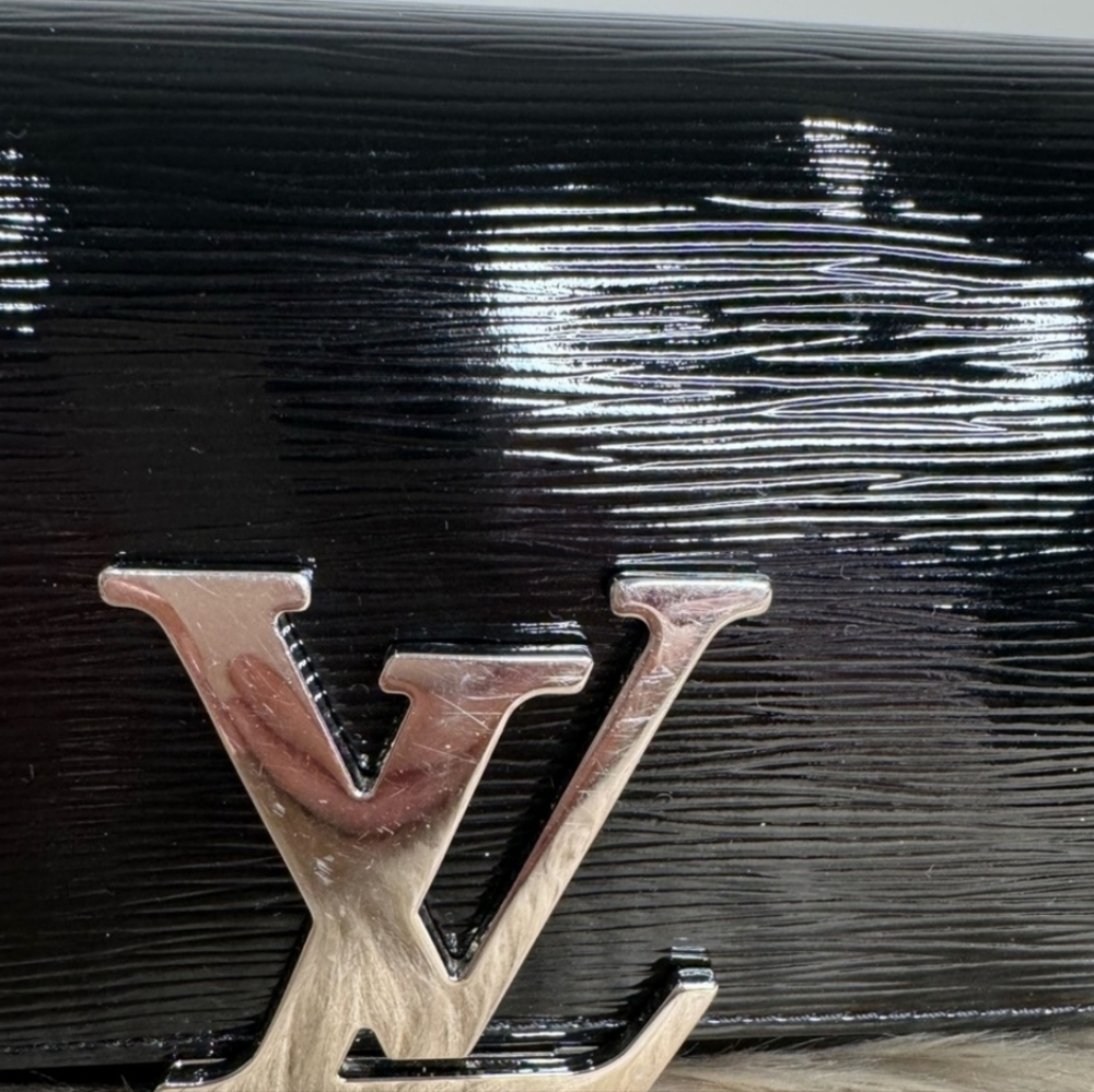 Louis Vuitton Black Electric Epi Clutch with Silver Logo - Picture 3 of 11
